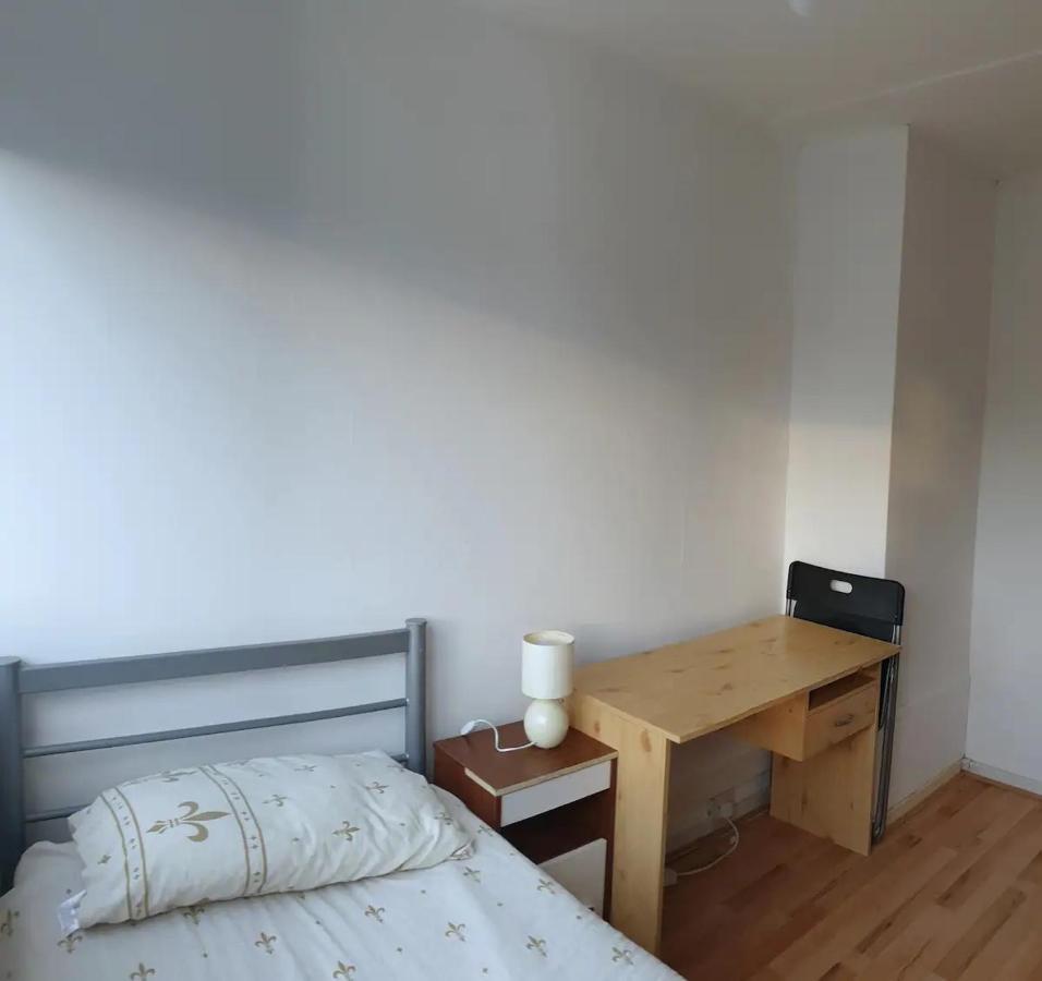 Elephant & Castle - Zone 2 - Private Rooms - Shared Bathroom London Exteriör bild
