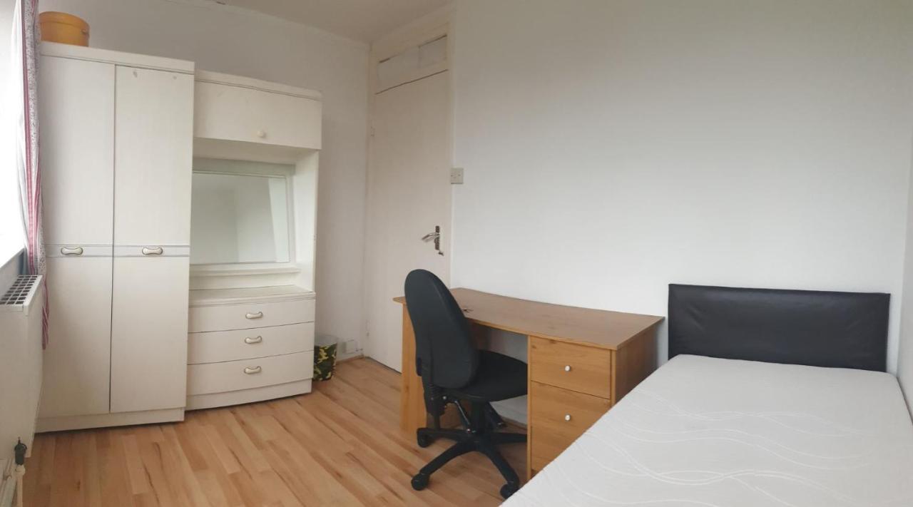 Elephant & Castle - Zone 2 - Private Rooms - Shared Bathroom London Exteriör bild