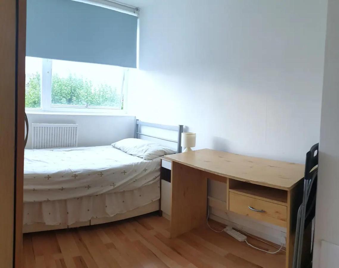 Elephant & Castle - Zone 2 - Private Rooms - Shared Bathroom London Exteriör bild