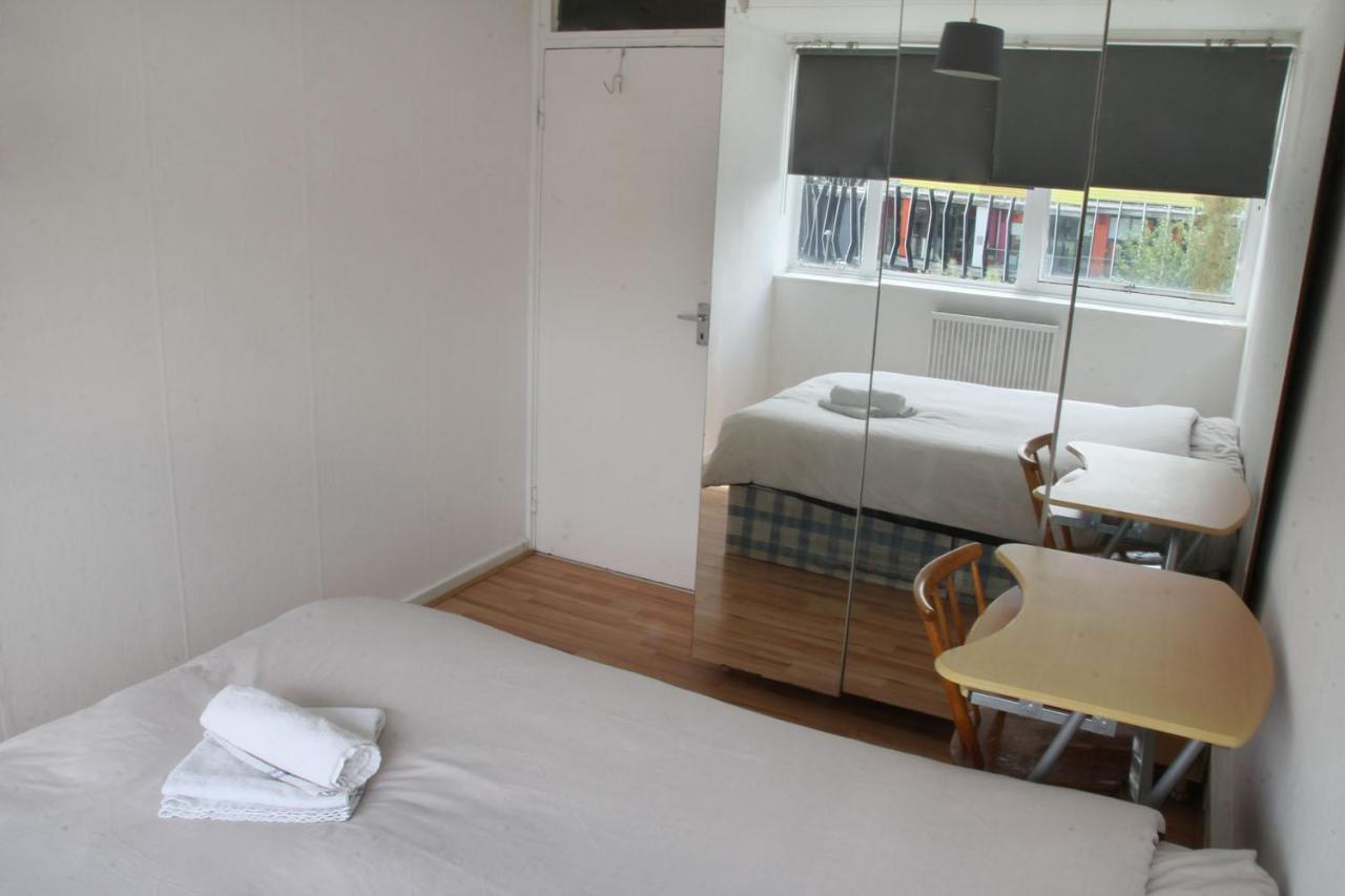 Elephant & Castle - Zone 2 - Private Rooms - Shared Bathroom London Exteriör bild