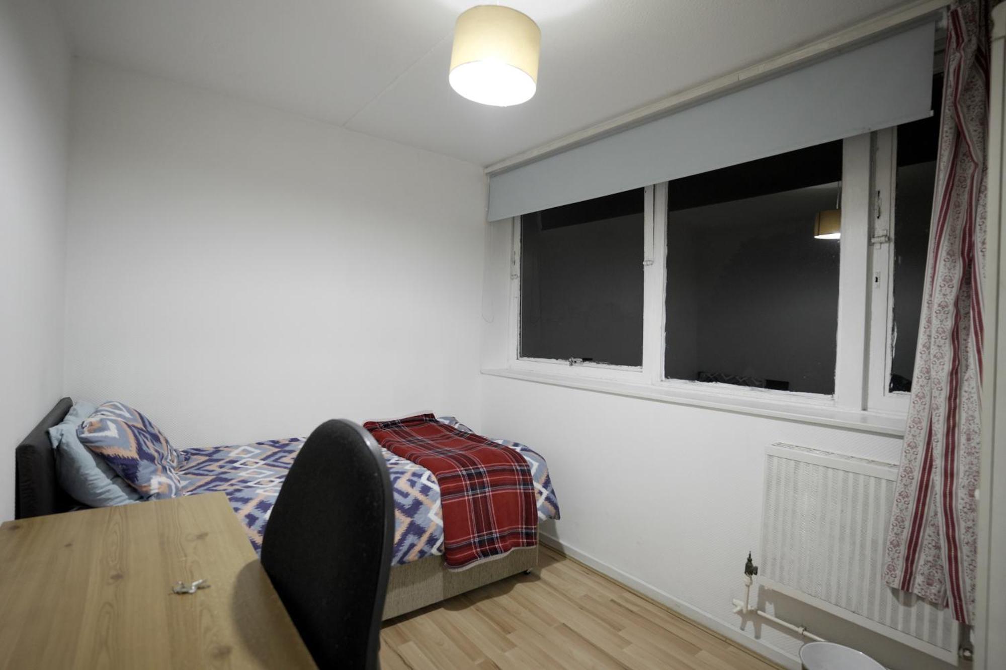 Elephant & Castle - Zone 2 - Private Rooms - Shared Bathroom London Exteriör bild
